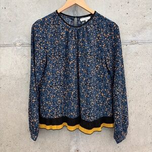 Current Air Pleated Abstract Blouse, Blue w/ Gold & Black Print, Size Small